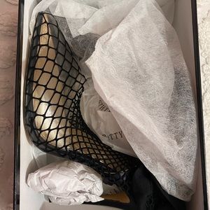 Pretty little thing fish net pointed Heels
